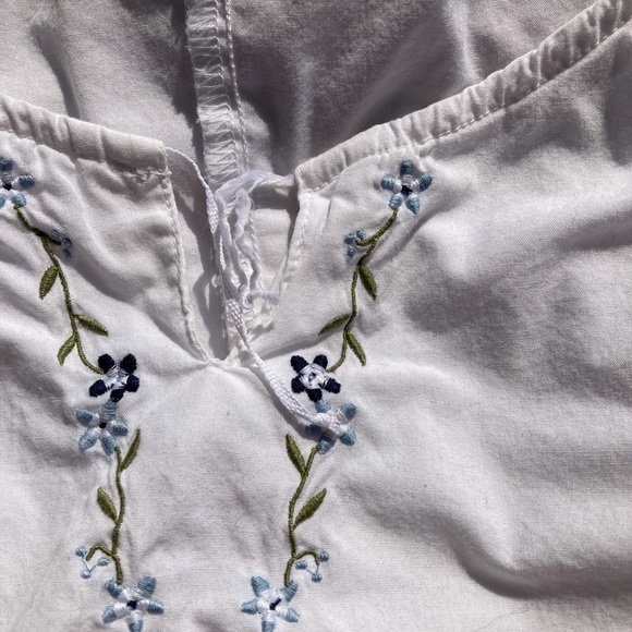 Cap Sleeve Blouse - Picture 4 of 6